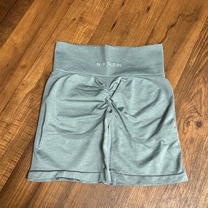 NVGTN Seamless Scrunch Gym Shorts | Medium